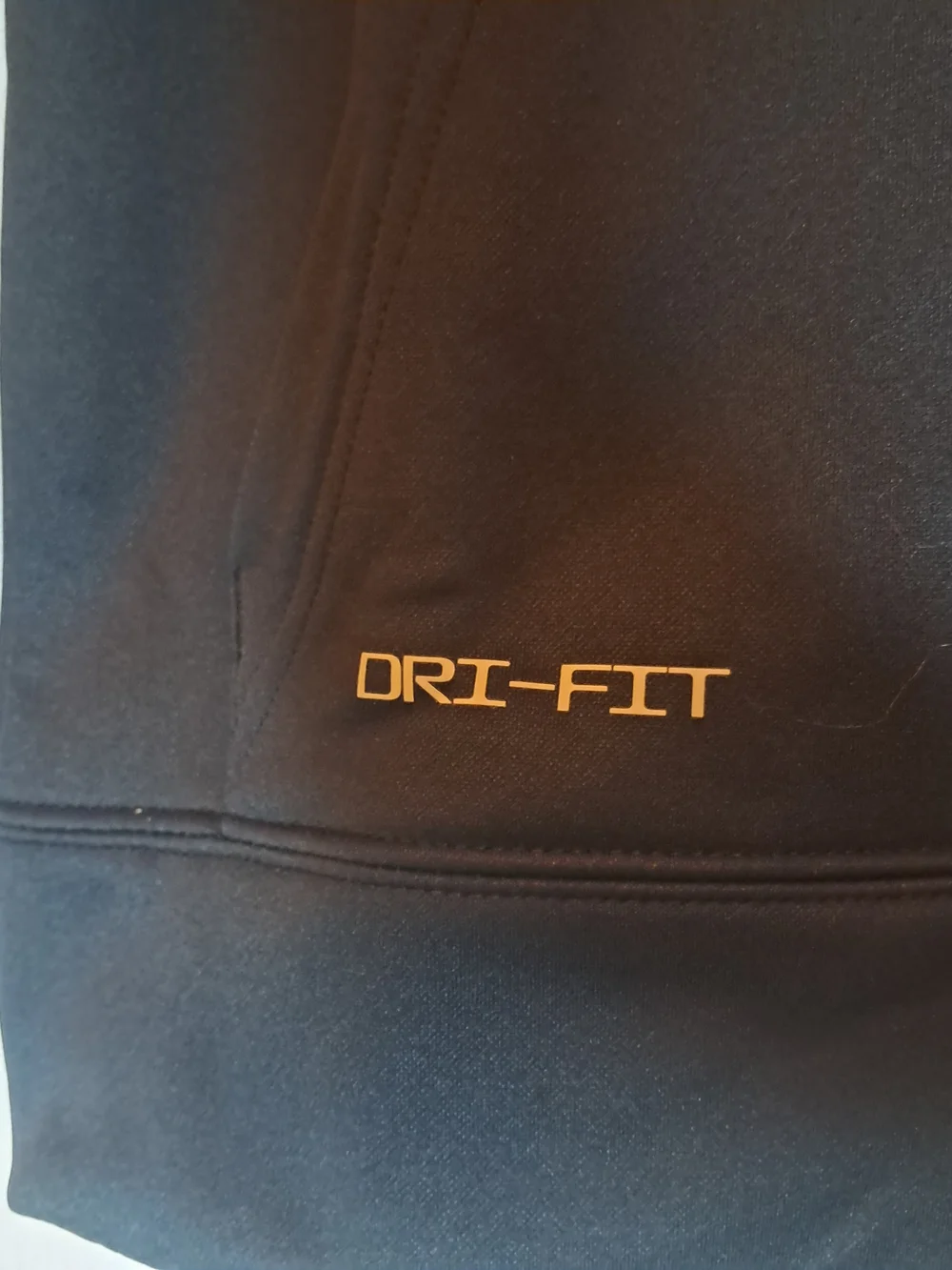 NIKE Dri-FIT Boys 